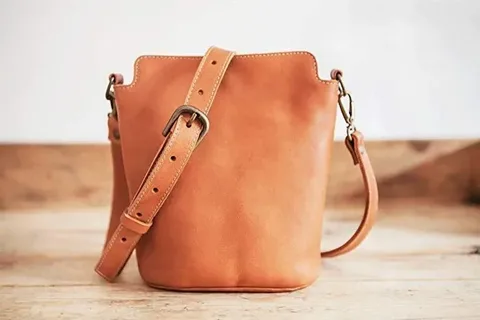 Leather bag